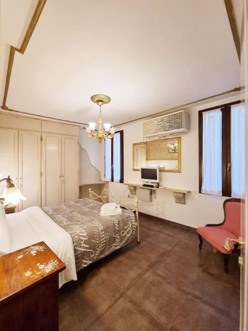 Ca'Briani Luxury - Behind S.Mark Square Venice Exterior photo